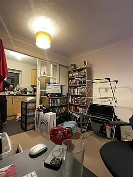 LondonTeffy online show from 03/20/25, 10:18