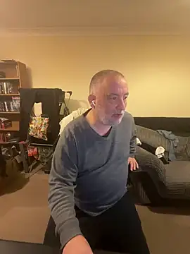 LondonTeffy online show from 10/15/25, 09:26