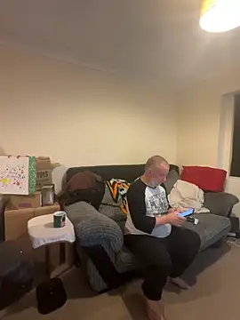 LondonTeffy online show from 10/20/25, 09:26