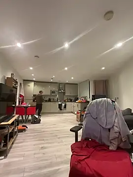 LondonTeffy online show from 03/04/26, 10:05