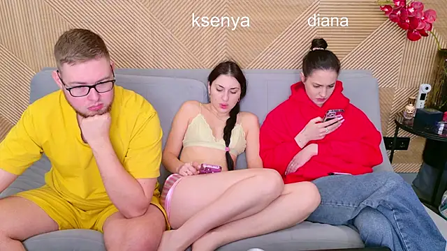 Ksenny online show from 03/26/26, 05:35