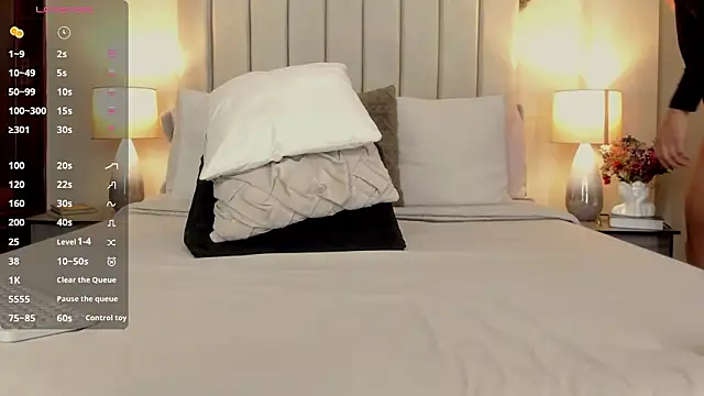 romina-brunette online show from 03/14/26, 05:29