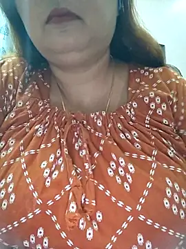 Dianaa9 online show from 06/06/26, 07:46