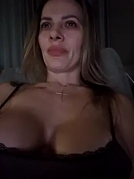 SweetMonicaUK online show from 10/26/25, 09:21