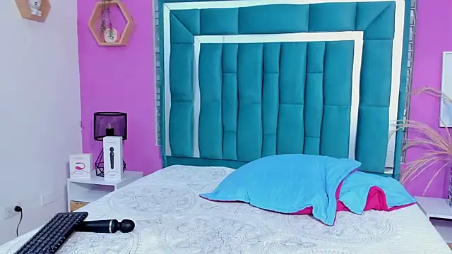 LORENSCOLLINS online show from 01/16/25, 12:34