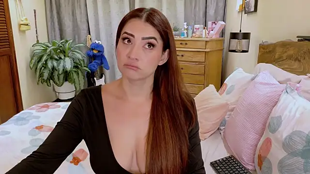 Abrilqueen online show from 05/01/26, 12:15