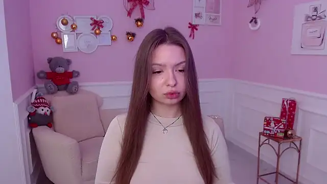 LucySkilar online show from 12/31/24, 05:33