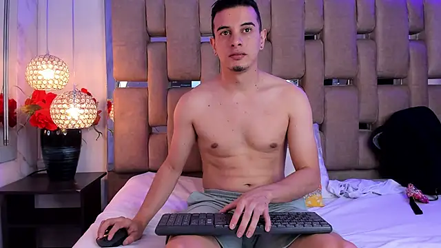 Snapshot of Maximo__ chatting on 09/10/25, 08:42 Maximo online show from 09/10/25, 08:42