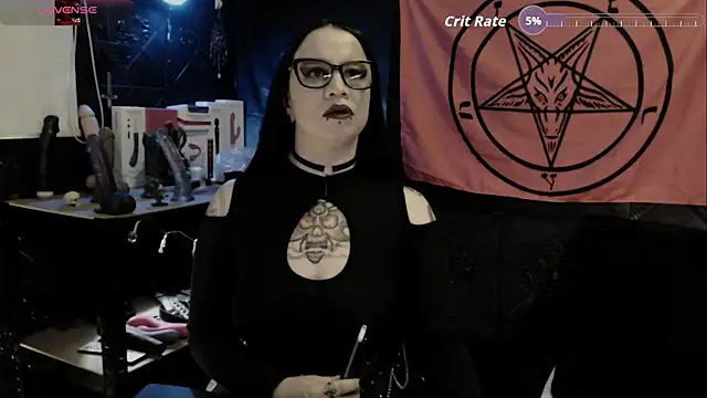 Evil Queen 666 online show from 03/25/26, 06:52