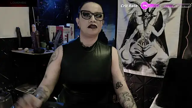 Evil Queen 666 online show from 06/05/26, 05:47