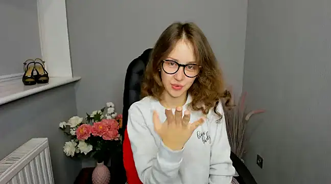 Snapshot of AfinaCutie chatting on 12/01/24, 04:40 AfinaCutie online show from 12/01/24, 04:40