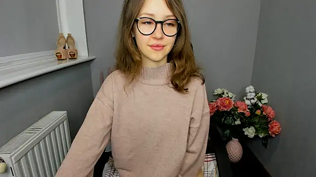 Snapshot of AfinaCutie chatting on 03/22/25, 07:15 AfinaCutie online show from 03/22/25, 07:15