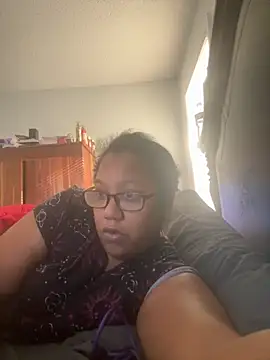 ebonyred online show from 11/30/25, 03:05