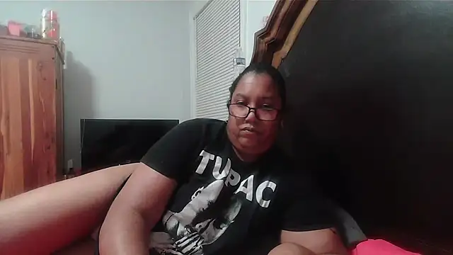 ebonyred online show from 12/14/25, 12:38