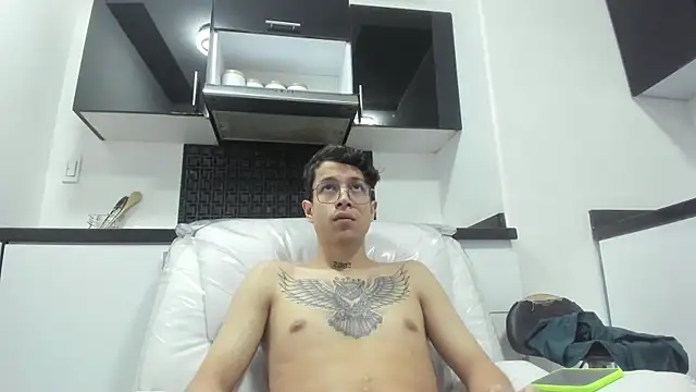 AgarEvans online show from 12/10/24, 04:02