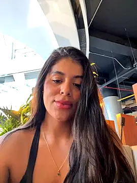 Snapshot of MelissaWaltton chatting on 10/16/25, 05:25 MelissaWaltton online show from 10/16/25, 05:25