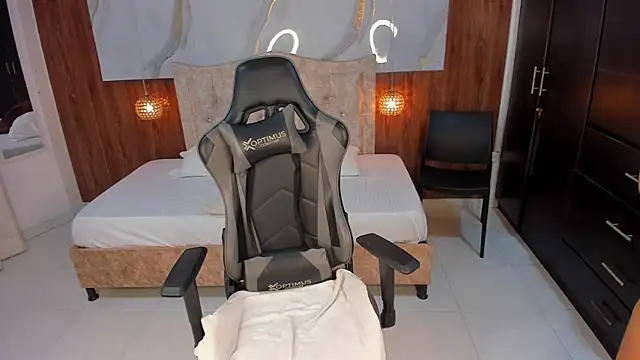 mia 18v online show from 02/04/26, 08:03