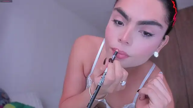 cheryl blossom69 online show from 12/18/25, 09:54