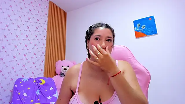 Soyqueen online show from 05/20/26, 04:07