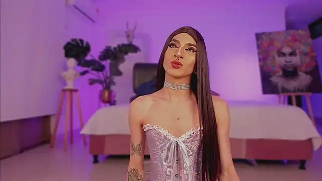 Taylor  foxxx online show from 01/30/25, 10:08