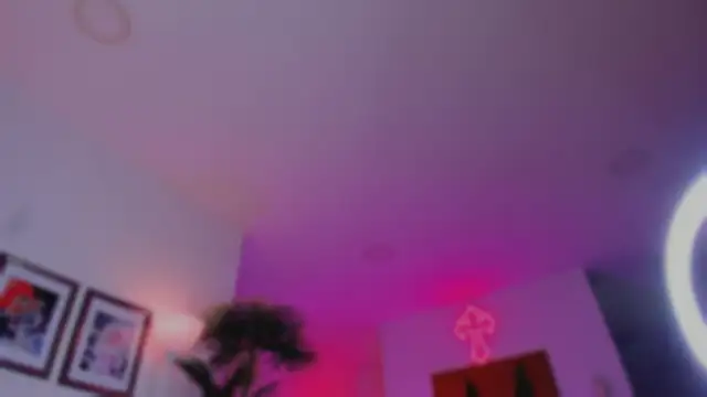 Taylor  foxxx online show from 10/15/25, 04:45