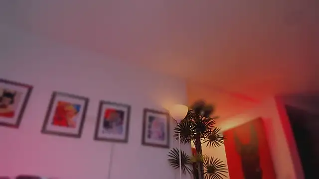 Taylor  foxxx online show from 06/11/26, 05:16