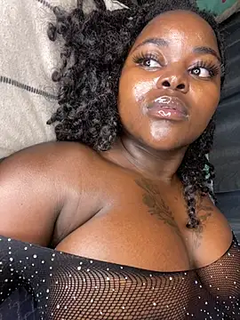 Honeycoco0211 online show from 03/08/25, 05:49