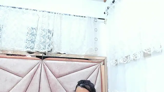 Snapshot of Deisy_Torres chatting on 02/20/25, 09:53 Deisy Torres online show from 02/20/25, 09:53