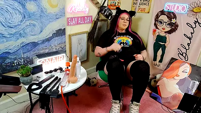 Blakelytgirl online show from 04/18/26, 05:44