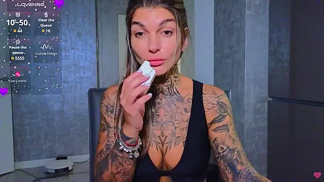 tattooedBabyy online show from 02/04/25, 01:06