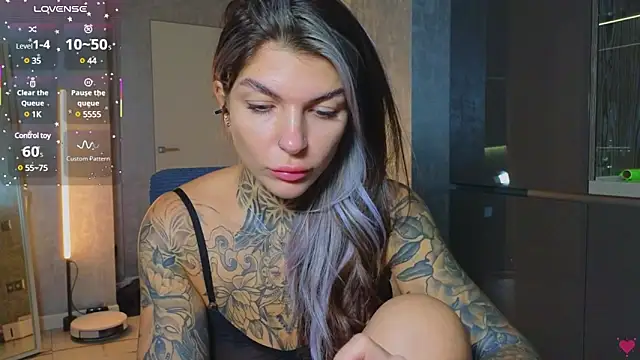 tattooedBabyy online show from 03/04/25, 12:55