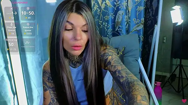 tattooedBabyy online show from 10/10/25, 08:13