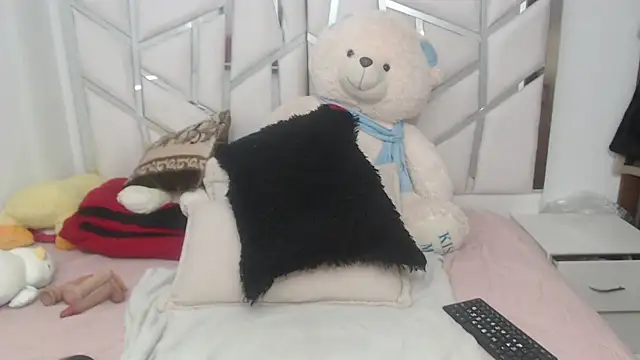 celestesouzalatin online show from 01/14/26, 04:12