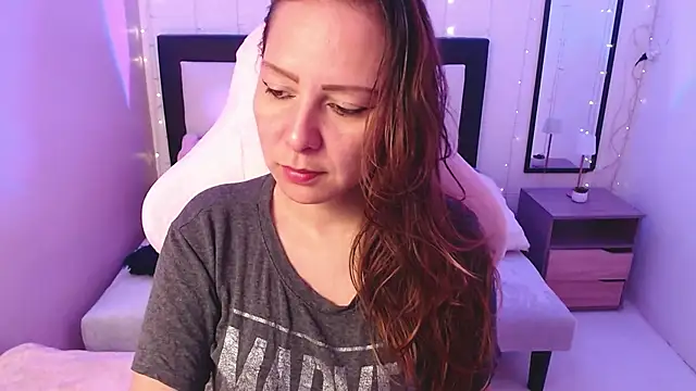 camila delarosa online show from 07/11/26, 12:41