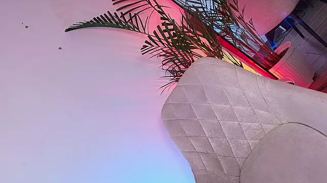 Snapshot of Dalila_Thoms chatting on 11/28/25, 06:54 Dalila Thoms online show from 11/28/25, 06:54