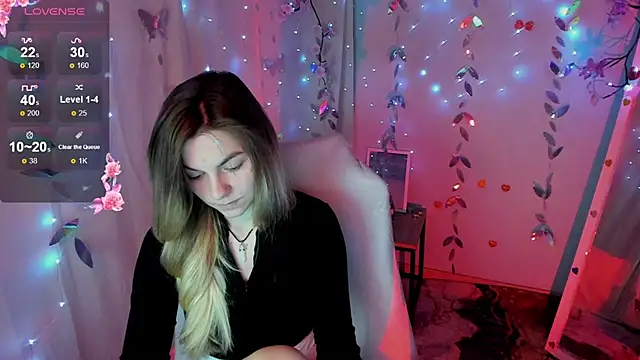 Sweet me  online show from 05/15/26, 05:58