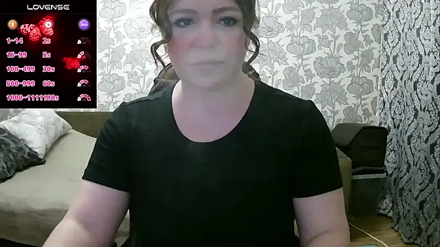 Snapshot of Sabrina_Poison chatting on 01/30/25, 04:58 Sabrina Poison online show from 01/30/25, 04:58