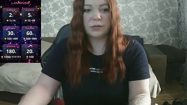 Snapshot of Sabrina_Poison chatting on 11/11/25, 07:30 Sabrina Poison online show from 11/11/25, 07:30