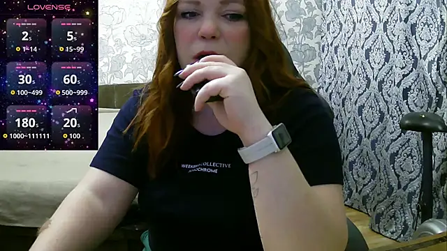 Snapshot of Sabrina_Poison chatting on 12/18/25, 02:50 Sabrina Poison online show from 12/18/25, 02:50