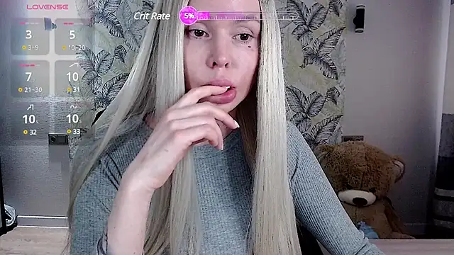 Snapshot of Marmalade_Fox chatting on 03/09/25, 07:34 Marmalade Fox online show from 03/09/25, 07:34