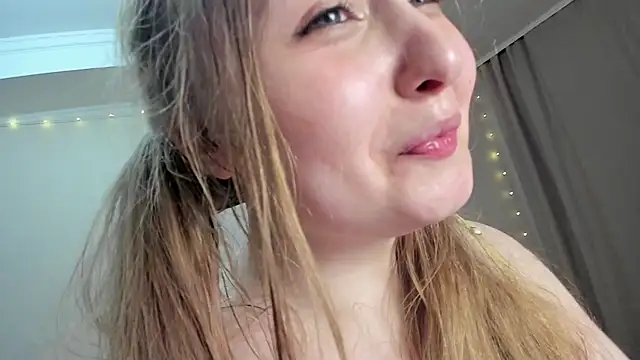 Snapshot of teencute chatting on 02/08/25, 09:13 teencute online show from 02/08/25, 09:13