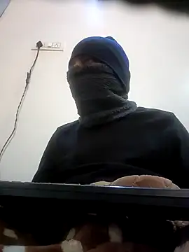 uttam19 online show from 12/16/24, 03:08