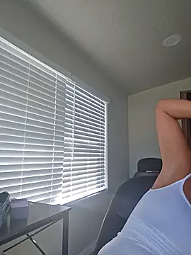 Dixiefaye Pika online show from 11/21/25, 04:16