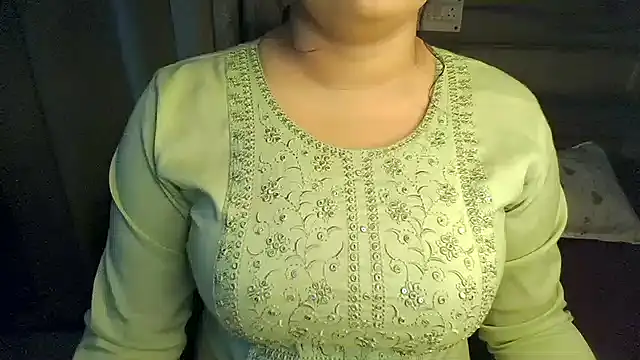 Trezza online show from 10/23/25, 06:39