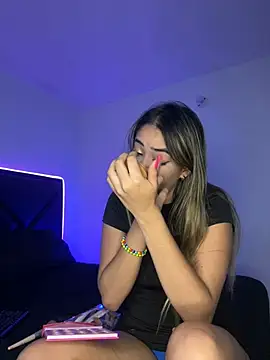 ScarlettAndClark online show from 02/12/25, 04:33