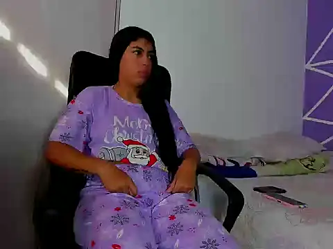 skinnyanai2 online show from 12/02/25, 01:17