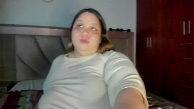 Venus queenn online show from 12/17/24, 01:50