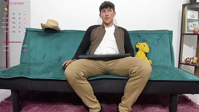 Snapshot of jacques_cardiet chatting on 01/20/25, 06:21 jacques cardiet online show from 01/20/25, 06:21