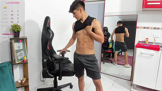 Snapshot of jacques_cardiet chatting on 02/28/25, 06:54 jacques cardiet online show from 02/28/25, 06:54