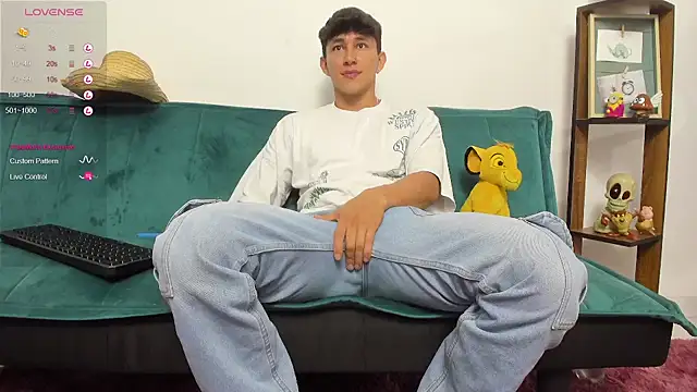 Snapshot of jacques_cardiet chatting on 03/04/25, 03:26 jacques cardiet online show from 03/04/25, 03:26